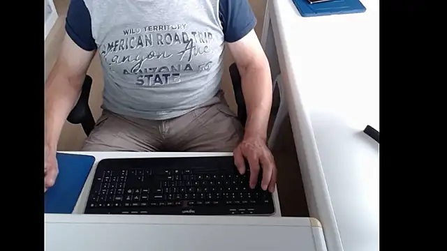 Snapshot of dutchpornking chatting on 23, 7, 2026 dutchpornking online show from 23, 7, 2026