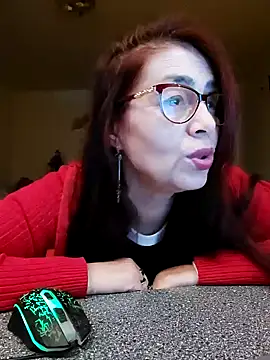 Chriss Tinaa online show from 8, 12, 2024