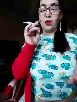 Chriss Tinaa online show from 9, 1, 2025