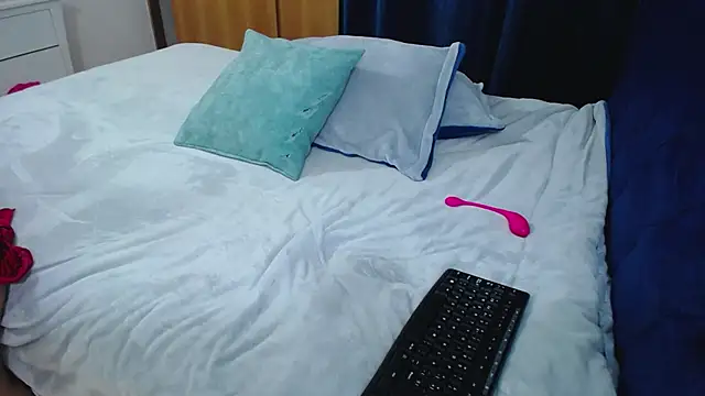 Snapshot of mondirty70 chatting on 14, 2, 2026 mondirty70 online show from 14, 2, 2026