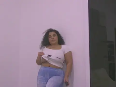 BustyMadison online show from 14, 11, 2025