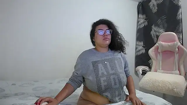 mabigomez00 online show from 26, 9, 2025