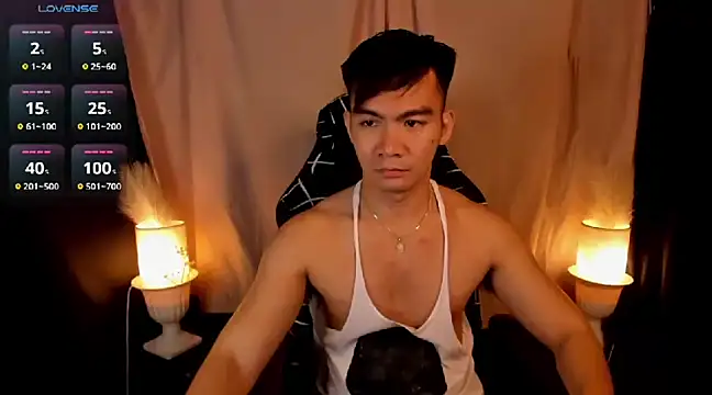 Snapshot of 000batman000 chatting on 21, 2, 2025 000batman000 online show from 21, 2, 2025