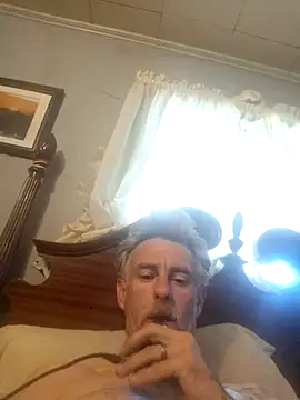 Snapshot of 19JaSon83 chatting on 6, 8, 2026 19JaSon83 online show from 6, 8, 2026