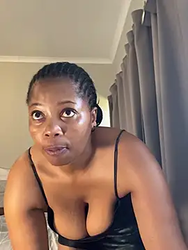 Snapshot of cherrybabe76 chatting on 27, 1, 2025 cherrybabe76 online show from 27, 1, 2025