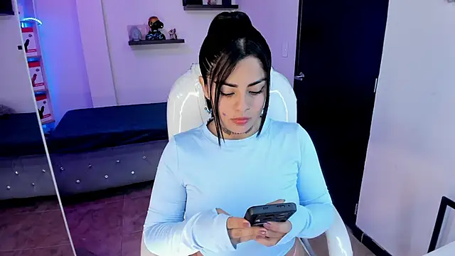Snapshot of Catalinaa_martinez chatting on 7, 2, 2025 Catalinaa martinez online show from 7, 2, 2025