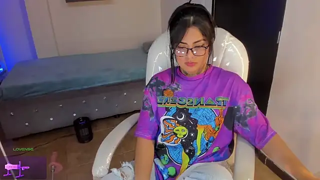 Snapshot of Catalinaa_martinez chatting on 21, 3, 2025 Catalinaa martinez online show from 21, 3, 2025