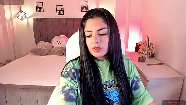 Snapshot of Catalinaa_martinez chatting on 14, 9, 2025 Catalinaa martinez online show from 14, 9, 2025