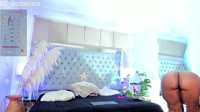 Kaitlyn Brwon online show from 1, 10, 2025