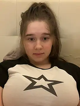 HornyGirlH online show from 4, 2, 2025