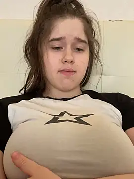 HornyGirlH online show from 8, 2, 2025