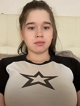 HornyGirlH online show from 13, 2, 2025