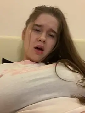 HornyGirlH online show from 1, 3, 2025