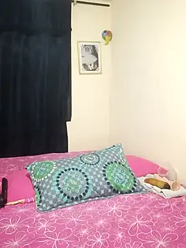 iamemmablake online show from 25, 10, 2025