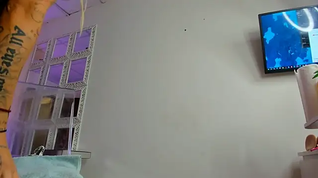 LisaAkira online show from 15, 1, 2025