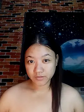 Snapshot of Urchanel chatting on 27, 4, 2026 Urchanel online show from 27, 4, 2026