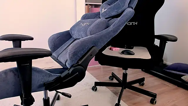 hotblonds online show from 3, 4, 2026