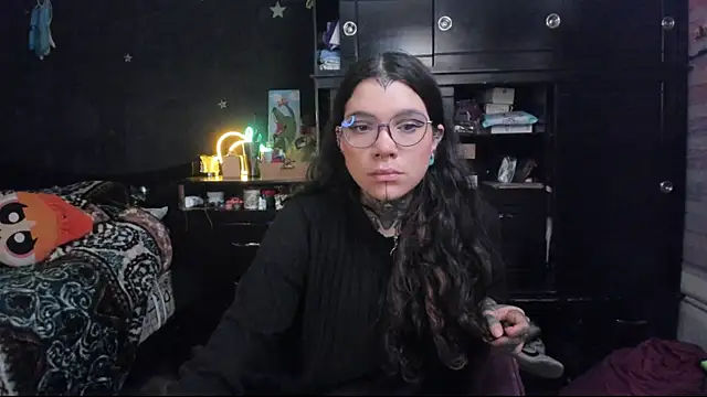 Lilmarieee online show from 17, 2, 2025
