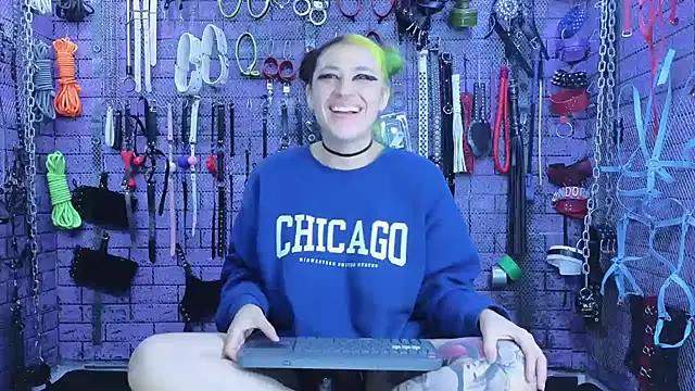 Snapshot of PANDORANEZZ chatting on 9, 2, 2025 PANDORANEZZ online show from 9, 2, 2025