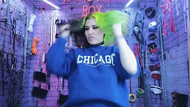 Snapshot of PANDORANEZZ chatting on 15, 2, 2025 PANDORANEZZ online show from 15, 2, 2025