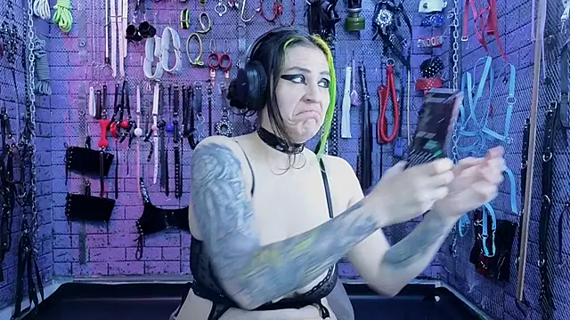 Snapshot of PANDORANEZZ chatting on 8, 3, 2025 PANDORANEZZ online show from 8, 3, 2025