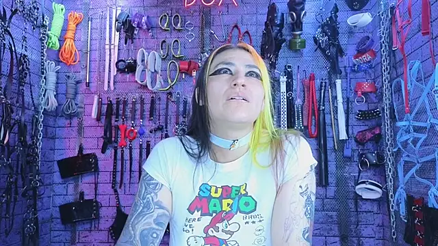 Snapshot of PANDORANEZZ chatting on 19, 11, 2025 PANDORANEZZ online show from 19, 11, 2025