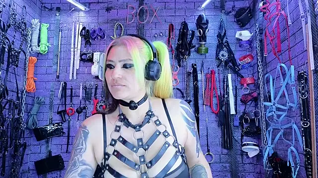 PANDORANEZZ online show from 4, 4, 2026