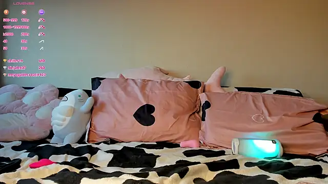 YaraAveiri online show from 16, 2, 2025