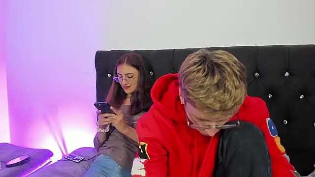 A sexy couple   online show from 4, 12, 2025