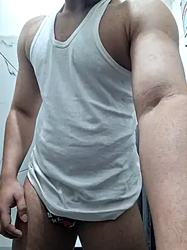 Snapshot of GYMBOY0071 chatting on 15, 2, 2026 GYMBOY0071 online show from 15, 2, 2026