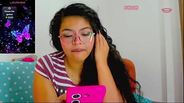 Snapshot of moana_taylor chatting on 27, 4, 2026 moana taylor online show from 27, 4, 2026