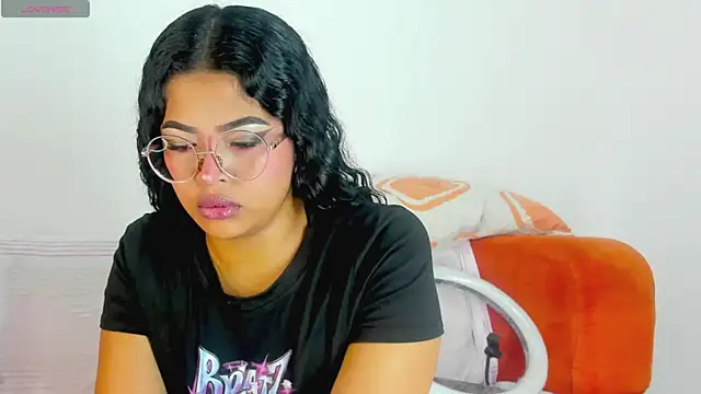 Snapshot of moana_taylor chatting on 14, 6, 2026 moana taylor online show from 14, 6, 2026