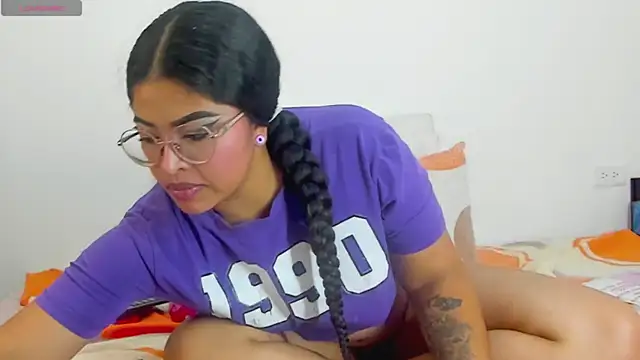 Snapshot of moana_taylor chatting on 4, 7, 2026 moana taylor online show from 4, 7, 2026