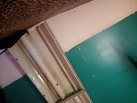 khloebanques online show from 17, 3, 2026