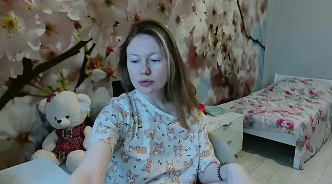 Snapshot of ConnieDaw chatting on 17, 12, 2024 ConnieDaw online show from 17, 12, 2024