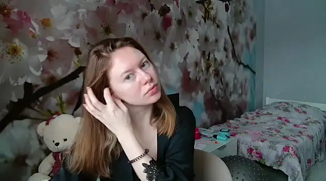 Snapshot of ConnieDaw chatting on 19, 12, 2024 ConnieDaw online show from 19, 12, 2024