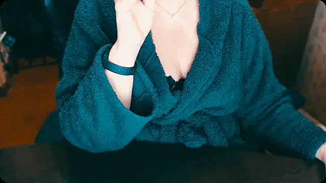 AlisaHot55 online show from 28, 11, 2025