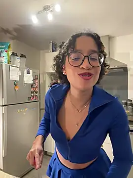 Snapshot of Lauyako chatting on 25, 2, 2025 Lauyako online show from 25, 2, 2025