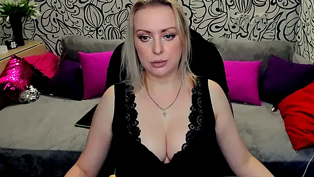 Snapshot of Hotdreamhere chatting on 1, 2, 2025 Hotdreamhere online show from 1, 2, 2025