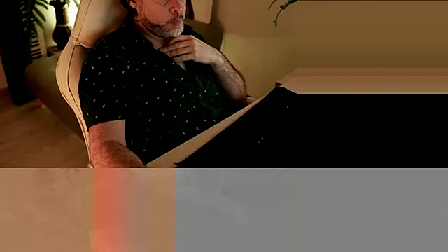 Sanders White online show from 12, 12, 2024