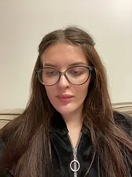 little belucci online show from 28, 1, 2025