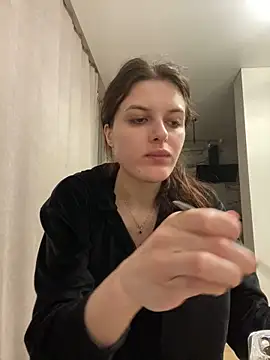 little belucci online show from 11, 3, 2025