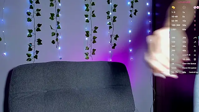 Snapshot of ADELINA_CONTE chatting on 25, 4, 2026 ADELINA CONTE online show from 25, 4, 2026