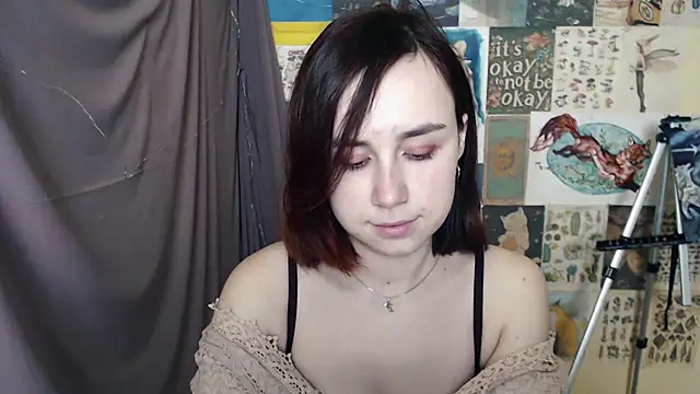 Snapshot of VeryVeryVeryShy_ chatting on 26, 1, 2025 VeryVeryVeryShy online show from 26, 1, 2025