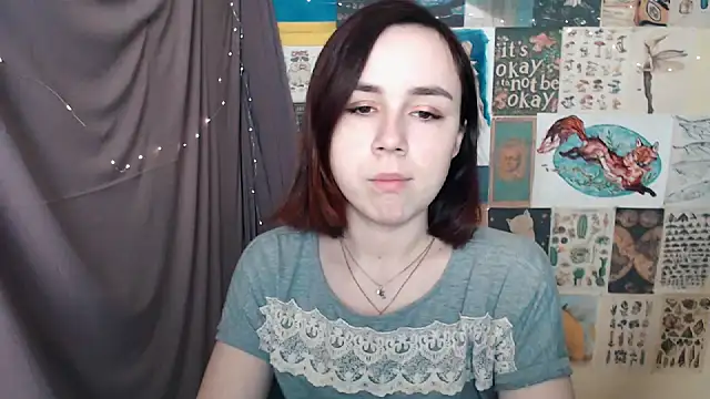 Snapshot of VeryVeryVeryShy_ chatting on 2, 2, 2025 VeryVeryVeryShy online show from 2, 2, 2025