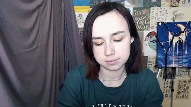Snapshot of VeryVeryVeryShy_ chatting on 18, 2, 2025 VeryVeryVeryShy online show from 18, 2, 2025