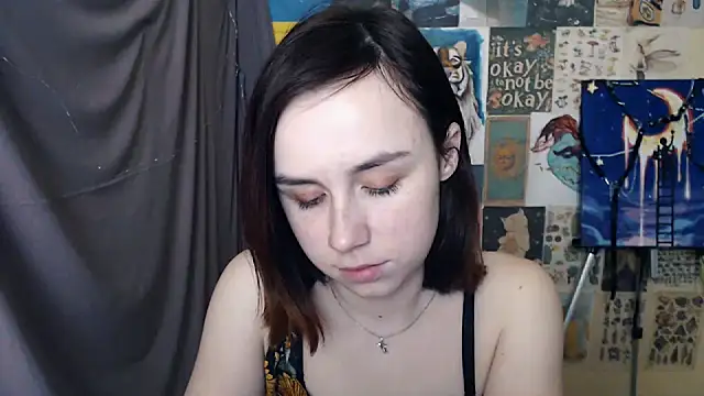 Snapshot of VeryVeryVeryShy_ chatting on 20, 2, 2025 VeryVeryVeryShy online show from 20, 2, 2025