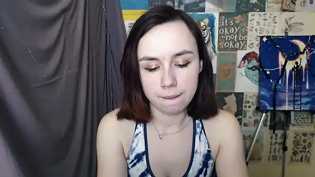 Snapshot of VeryVeryVeryShy_ chatting on 22, 2, 2025 VeryVeryVeryShy online show from 22, 2, 2025