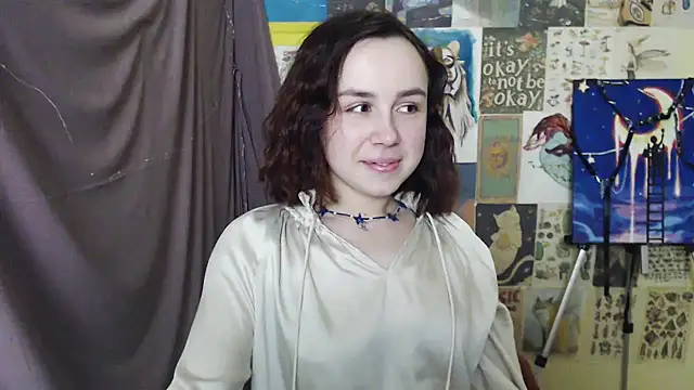 Snapshot of VeryVeryVeryShy_ chatting on 23, 2, 2025 VeryVeryVeryShy online show from 23, 2, 2025