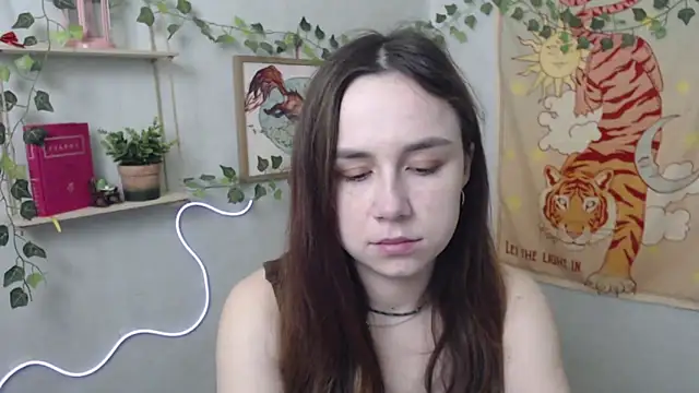 VeryVeryVeryShy  online show from 15, 4, 2026